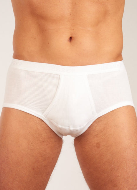 Schiesser slip 2 pack original classics 2-2 rib sports briefs white heren 005052-100 Schiesser slip lot de 2 original classics 2-2 rib sports briefs white hommes
